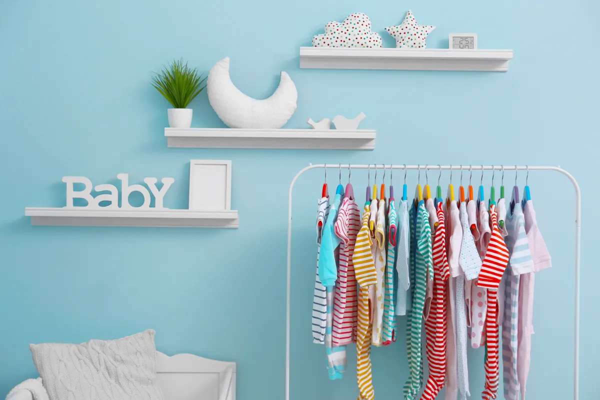 Fehler beim Kauf von Kleidung für Babys zu vermeiden.