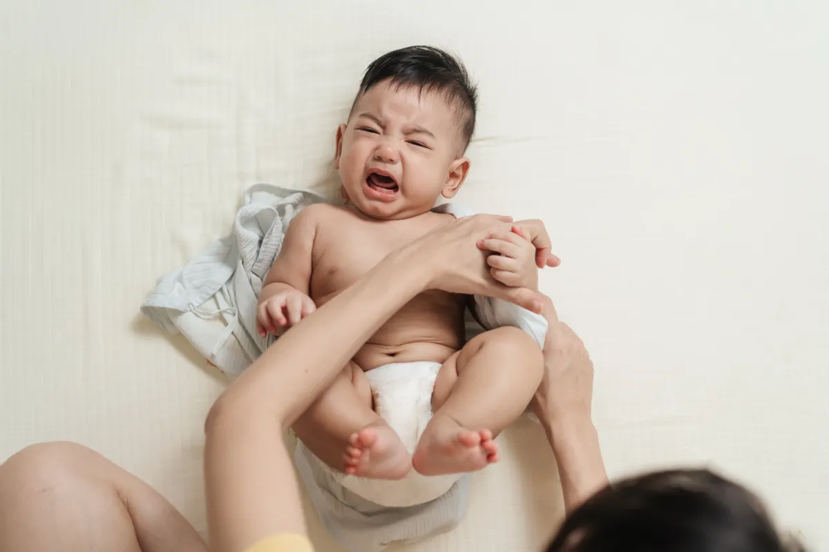 Wie kann man Reizungen durch Kleidung bei Babys vermeiden?