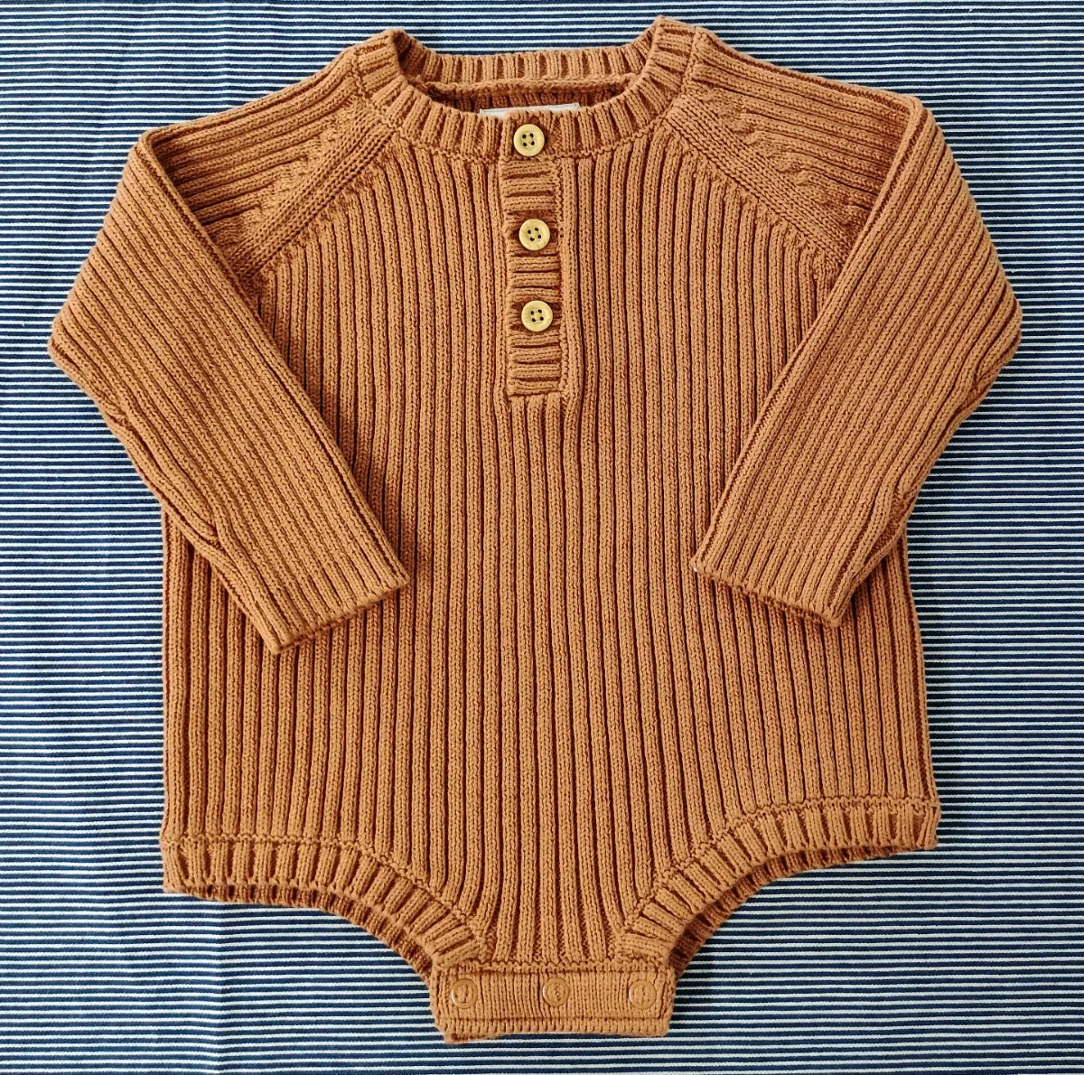 Unisex-Mode für Babys: Vor- und Nachteile.